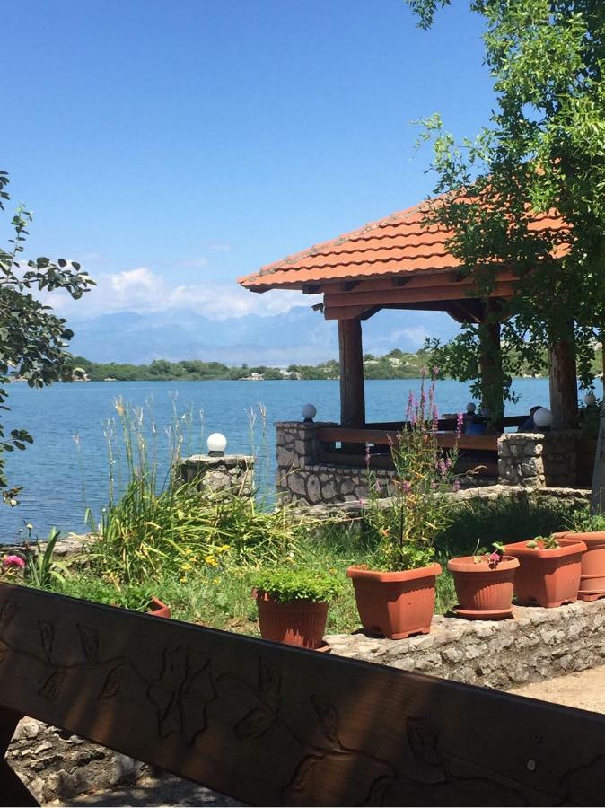 B&B Skadar Lake Murici บาร์ ภายนอก รูปภาพ